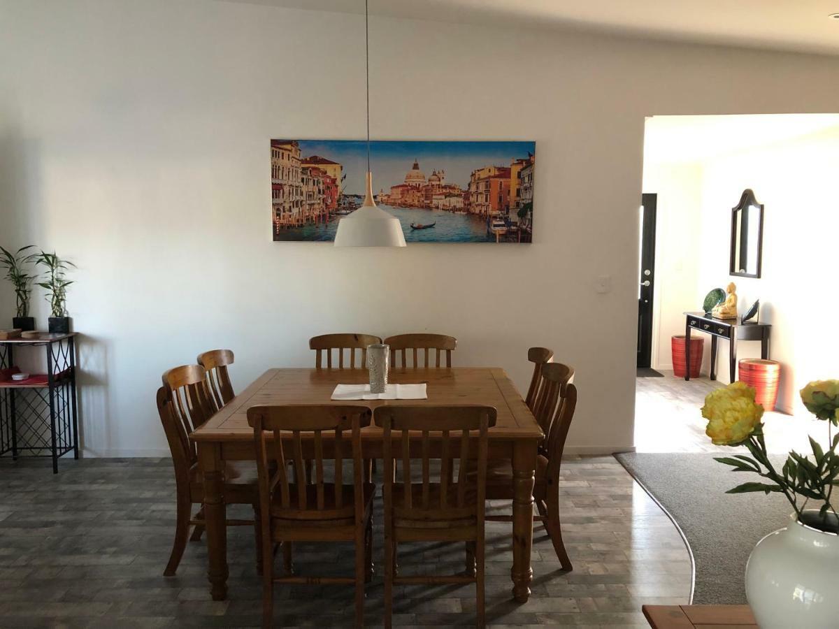 Trendy Bungalow In The Heart Of Distretto di Rotorua Esterno foto